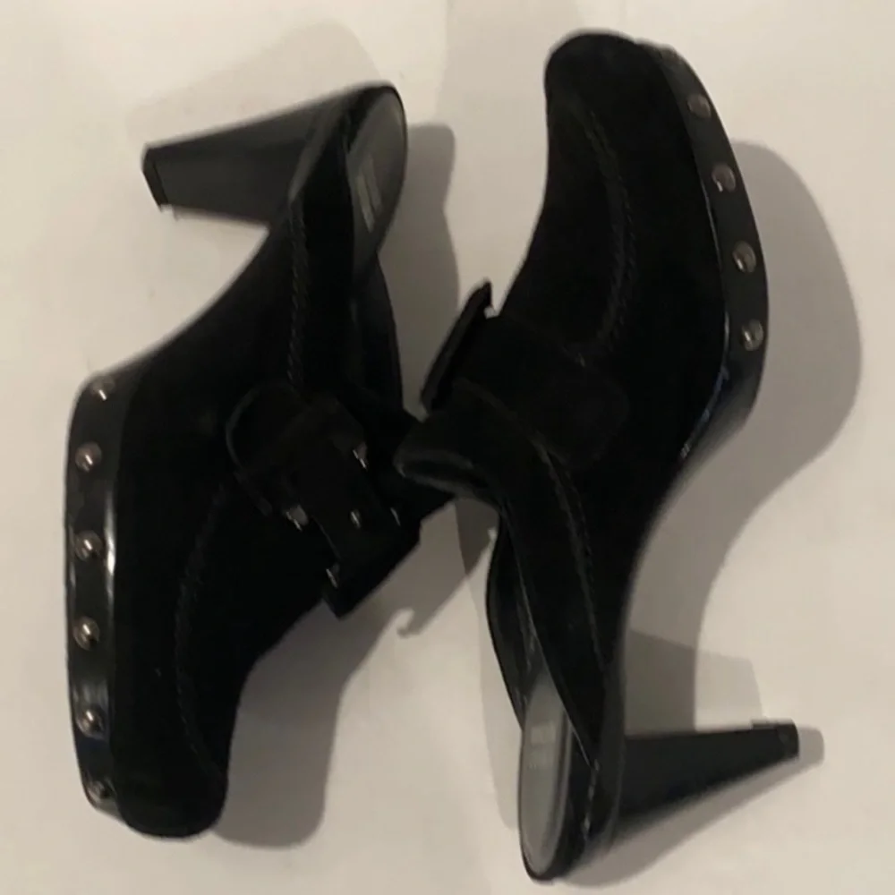 Stuart Weitzman authentic stuart